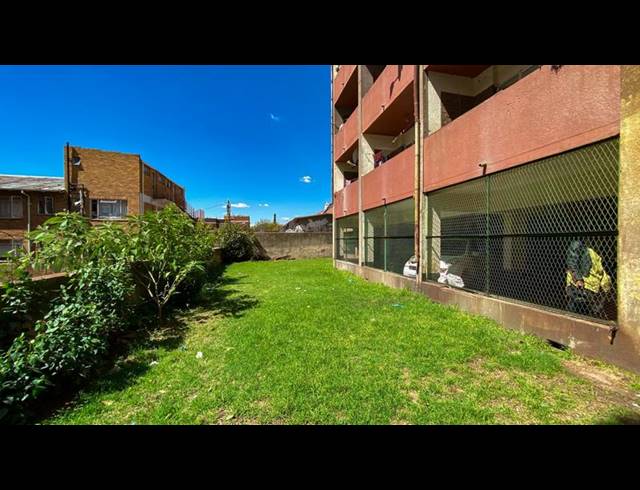 BUSINESS FOR SALE IN BELLEVUE